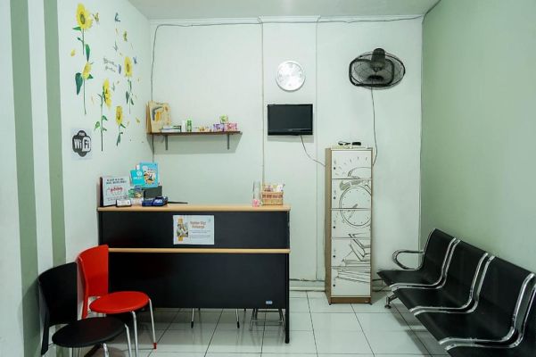 Klinik Tempat Membersihkan Karang Gigi Harga Terbaik  Cimanggis Depok